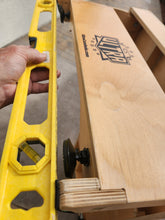 Load image into Gallery viewer, CORNHOLE BOARD LEVELERS - LEVELING LEGS FOR CORNHOLE BOARDS